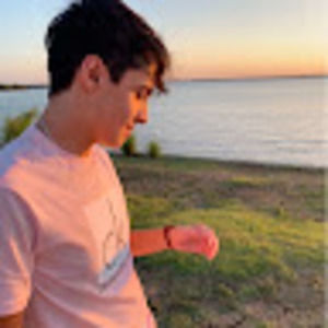 Meet your Posher, Diego